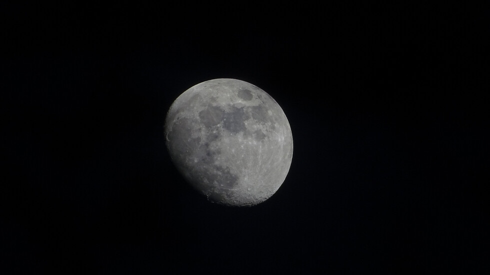 رصد مسار صاروخ 