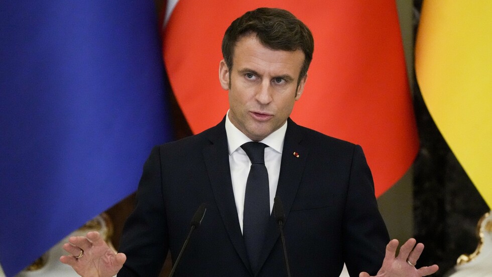 ماكرون بعد لقائه زيلينسكي: اتفاقات مينسك الطريق الوحيد إلى حل سلمي للنزاع في دونباس