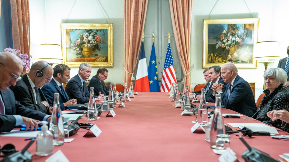 البيت الأبيض: بايدن سيتحدث مع ماكرون قريبا