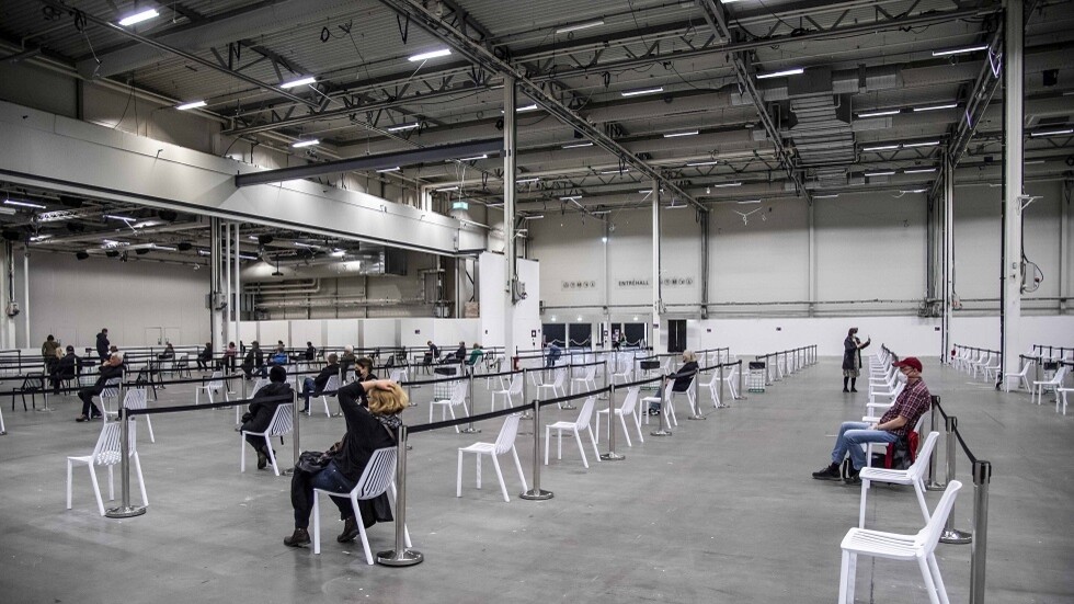 السويد ترفع جميع قيود فيروس كورونا  بعد ارتفاع مستوى التطعيم في البلاد