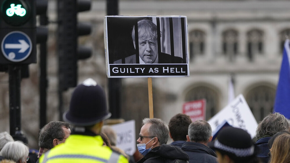 الشرطة البريطانية تدرس قرار عدم التحقيق في حفل ترفيهي بمقر رئاسة الحكومة