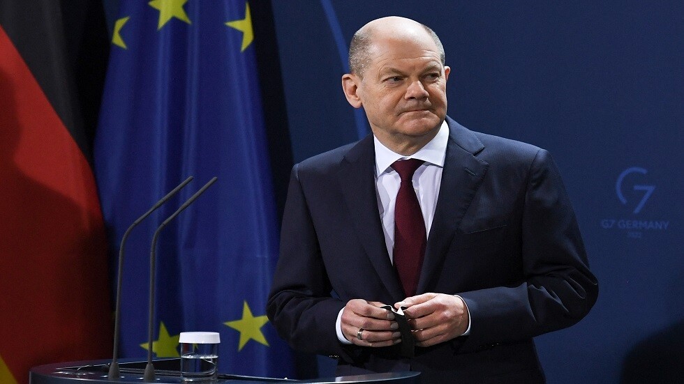 شولتس: على روسيا ألا تقلل من أهمية 