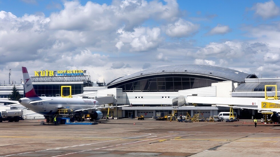 كندا وأستراليا ونيوزيلاندا وفنلندا تطلب من مواطنيها مغادرة أوكرانيا