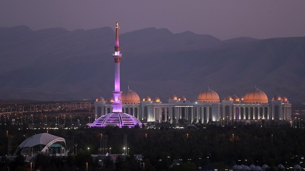 بعد تجاوزه "عمر الرسول".. رئيس تركمانستان يتخذ "قرارا صعبا" ويوعز بانتخابات رئاسية مبكرة