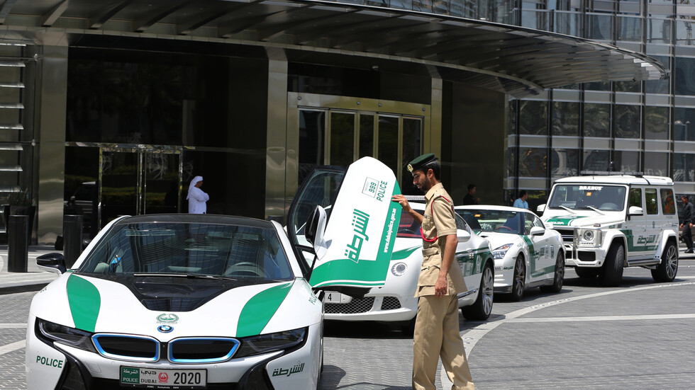 إنقاذ شاب إفريقي في دبي من حادث "غريب جدا"