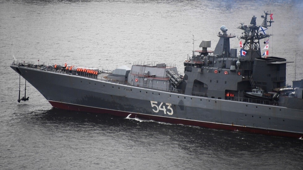 مصدر يكشف الوسائل التي استخدمتها الفرقاطة الروسية لطرد الغواصة الأمريكية