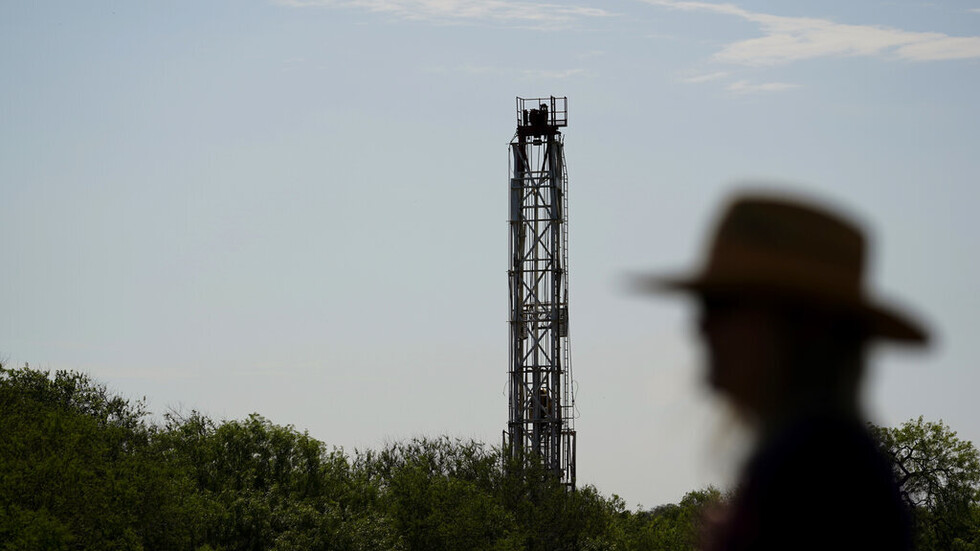 خام غرب تكساس الوسيط  يتجاوز الـ95 دولارا للمرة الأولى منذ 2014