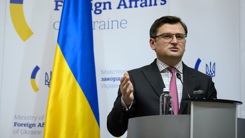 أوكرانيا تعلق على احتمال اعتراف روسيا باستقلال دونيتسك ولوغانسك