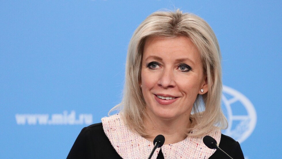 ضحكتان روسيتان واسعتان بعد فوات 