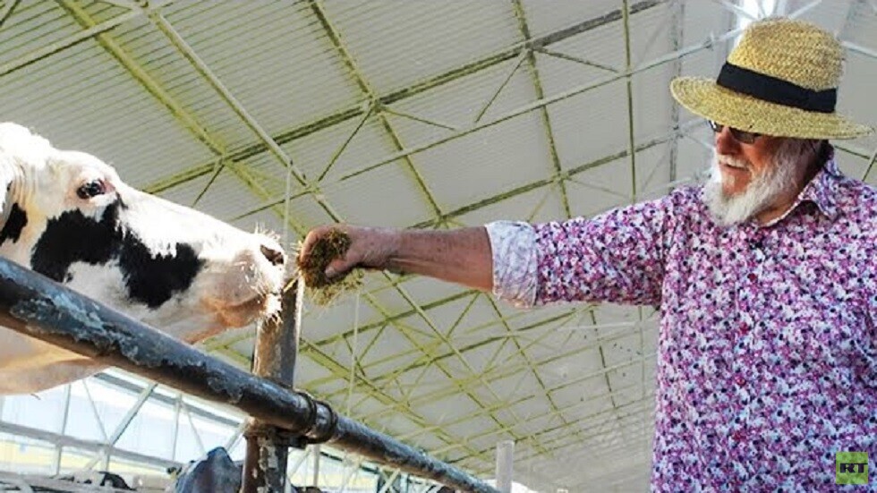 مزارع روسي اسمه جون