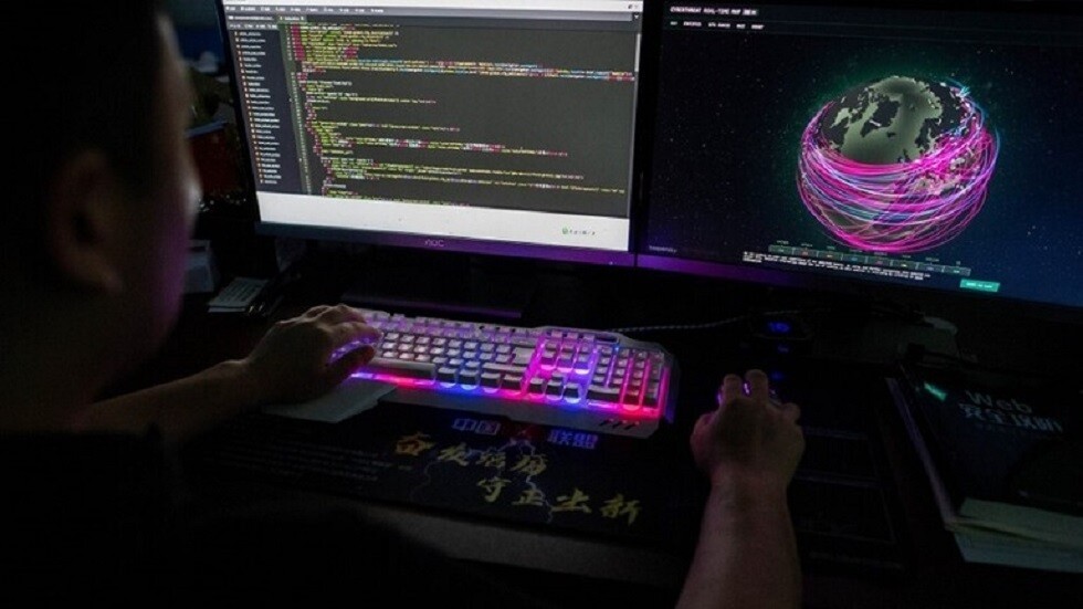 الاستخبارات الأمريكية تحذر متعاقدي الدفاع من تهديد هاكرز مرتبطين بروسيا