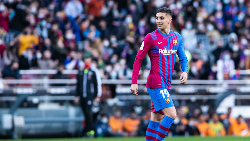 الدوري الأوروبي.. "الفار" ينقذ برشلونة أمام نابولي (فيديو)