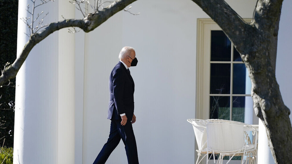 بايدن يقطع رحلته إلى أوهايو: "هناك شيء بسيط يحدث في أوروبا الآن"