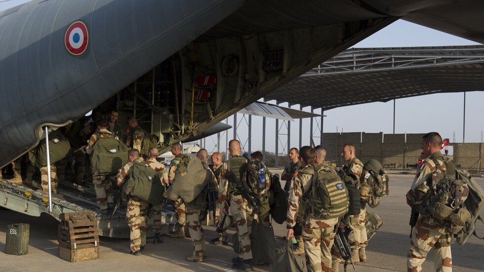 مالي تطلب من فرنسا سحب جنودها "فورا"