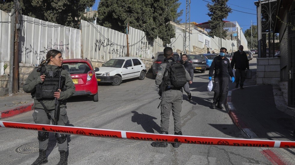 بالفيديو.. سرقة أسلحة قديمة من متحف للجيش الإسرائيلي