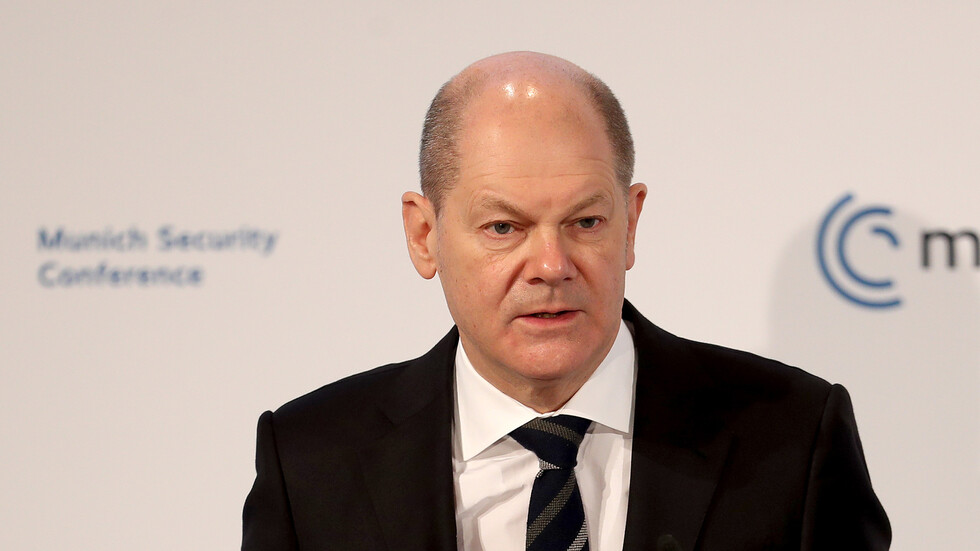 المستشار الألماني يؤكد أن "لحظة الحقيقة حانت" بالنسبة للاتفاق النووي الإيراني