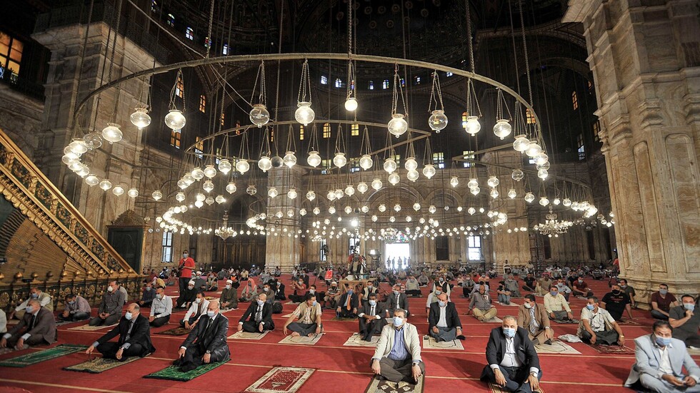 بعد وصف "الإسراء والمعراج" بالقصة الوهمية.."الإفتاء" ترد بـ7 نقاط على المشككين