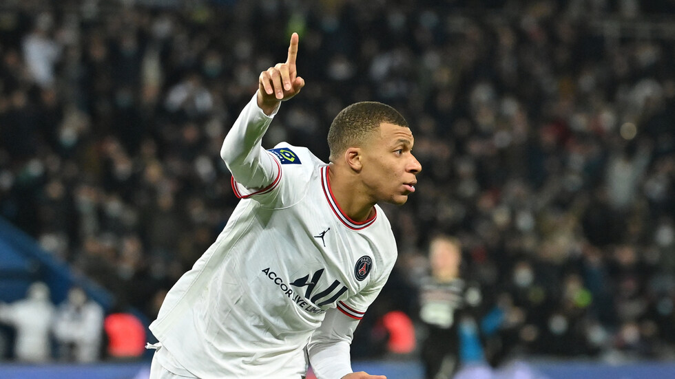 مبابي يضع شروطه لتجديد عقده مع سان جيرمان