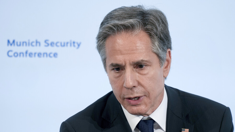 بلينكن: روسيا تنفذ قرار بوتين لغزو أوكرانيا ولن نوافق على التنازل عن أي من أراضيها لمنع الحرب