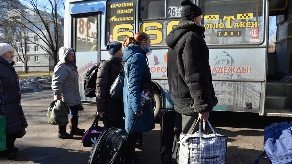 أكثر من 70 ألف لاجئ من لوغانسك ودونيتسك عبروا الحدود الروسية