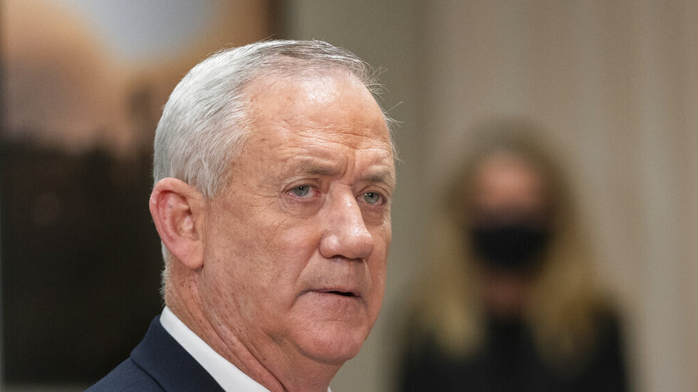 غانتس: الجيش يتعرض لإطلاق للنار من الداخل