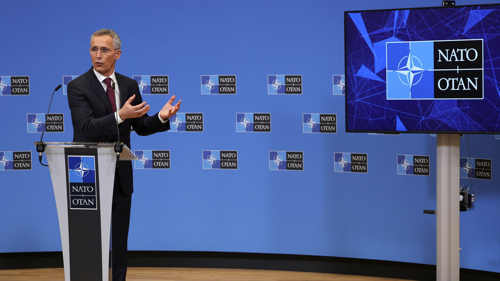 ستولتنبيرغ: اعتراف بوتين باستقلال دونيتسك ولوغانسك يقوض سيادة أوكرانيا واتفاقيات مينسك