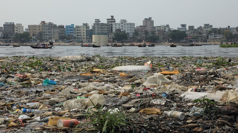 المياه الملوثة تسبب مشكلات هرمونية وتكبح التخصيب