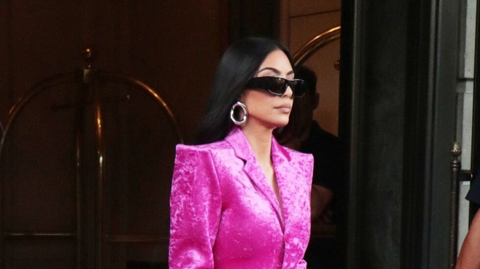 كيم كارداشيان تستعرض منزلها من جديد