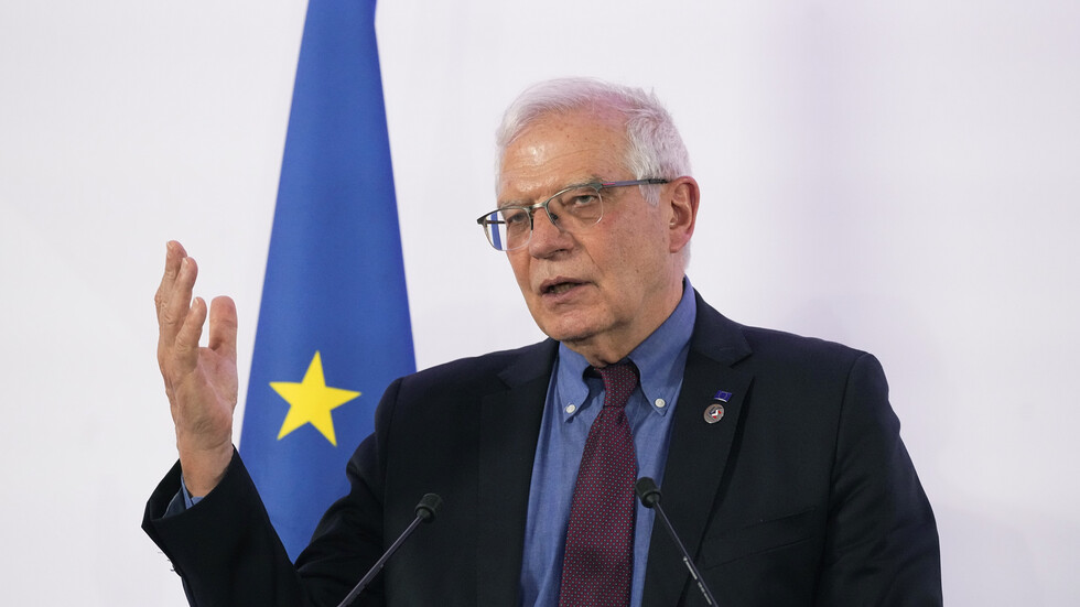 الاتحاد الأوروبي يفرض عقوبات على روسيا لاعترافها بدونيتسك ولوغانسك