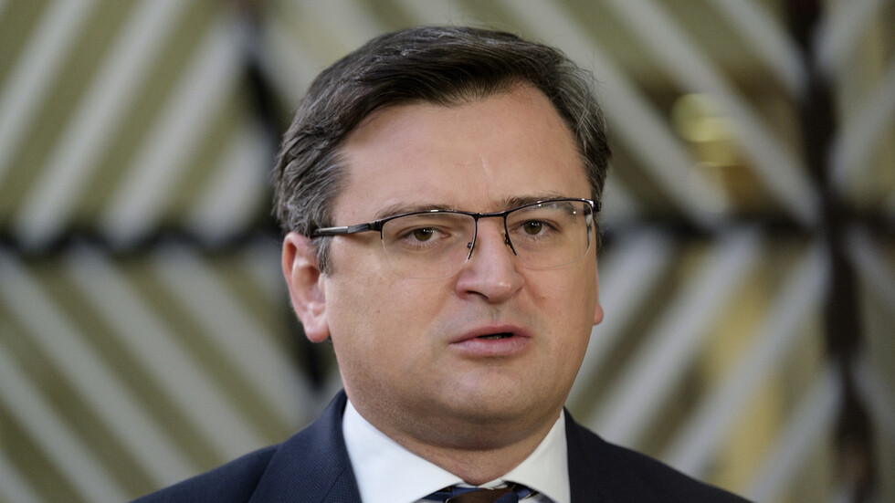 أوكرانيا تطلب من بريطانيا إمدادها بالمزيد من الأسلحة