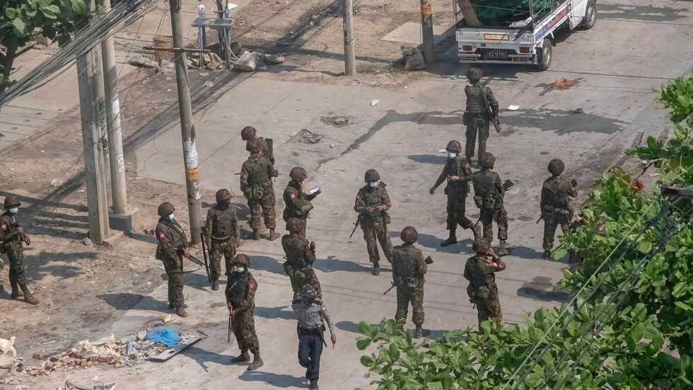 خبير أممي يدعو مجلس الأمن إلى إصدار قرار لوقف تصدير الأسلحة إلى جيش ميانمار