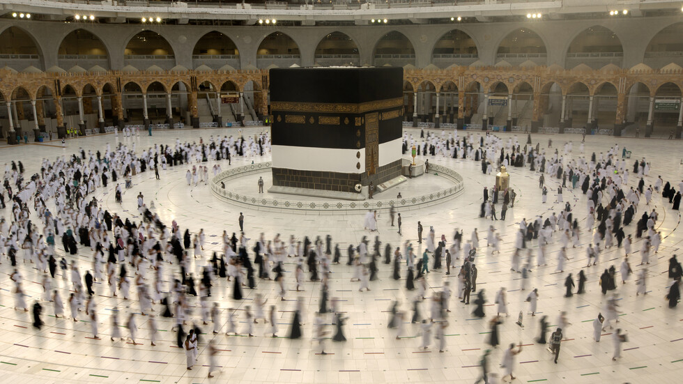 اتحاد المصريين بالسعودية يكشف الفئات الممنوعة من الحج هذا العام وتكاليف المناسك على المصريين