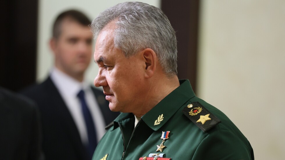 وسائل إعلام غربية: الاتحاد الأوروبي سيفرض اليوم عقوبات على وزير الدفاع الروسي