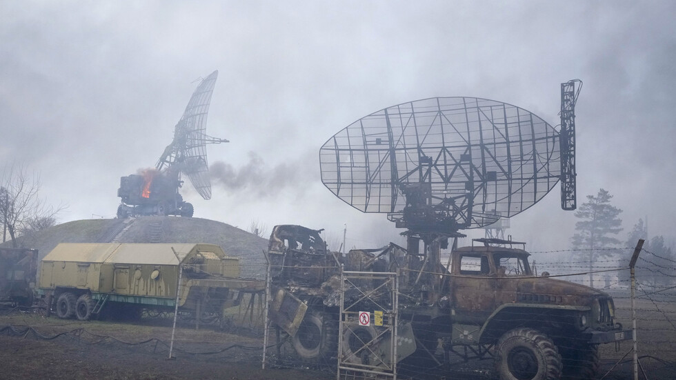 أوكرانيا تعلن سقوط عشرات القتلى جراء الضربات الروسية وموسكو تؤكد أن قواتها تقصف مواقع عسكرية حصرا