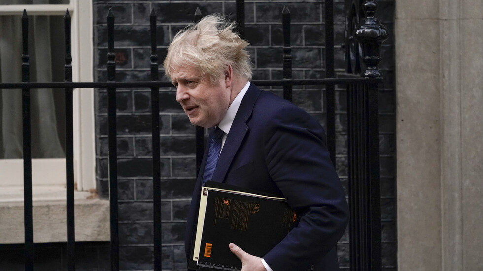 جونسون يعلن فرض عقوبات ضد روسيا على خلفية عمليتها العسكرية في أوكرانيا