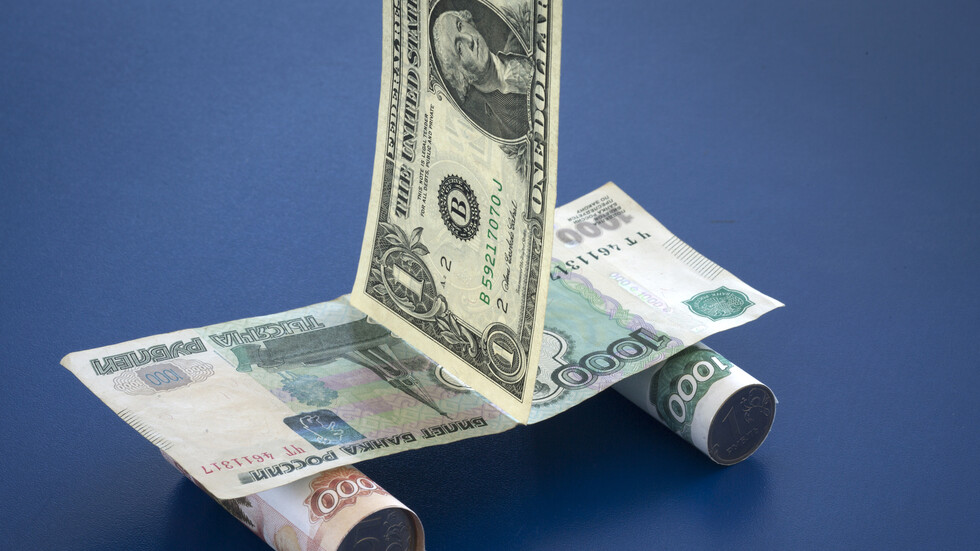 بيسكوف عن تأثير العقوبات الغربية على الاقتصاد الروسي: ستخلق مشاكل لكنها قابلة للحل