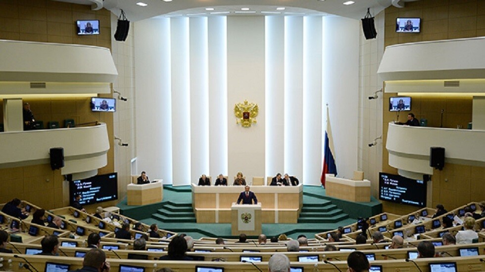 سيناتور روسي: الغرب استنفد كل أدوات العقوبات