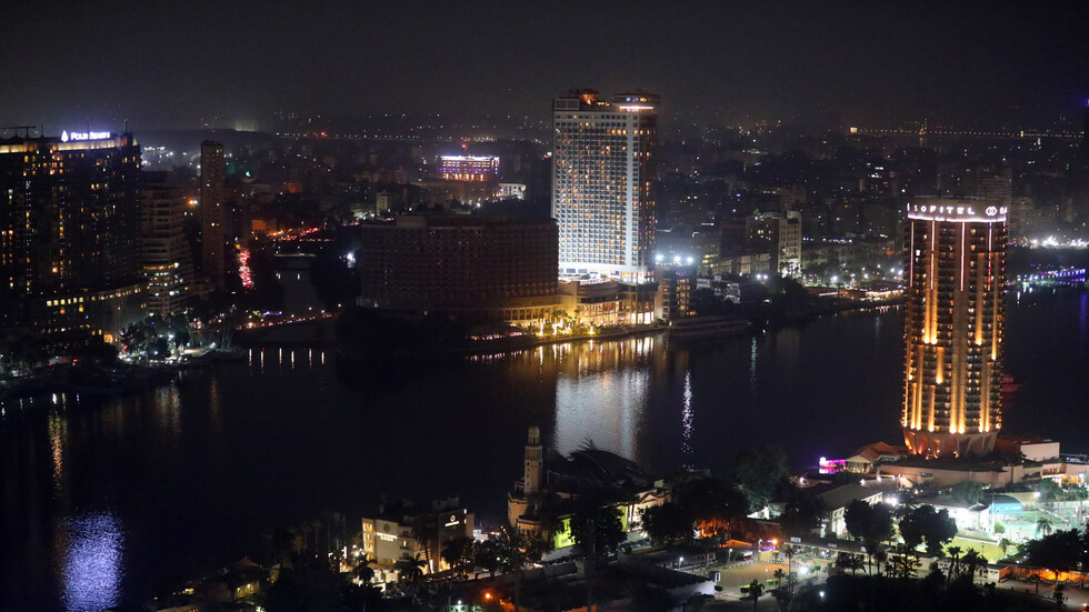 مصر.. العثور على جثة فنان لبناني داخل حمام شقته بالشيخ زايد والجهات الأمنية تتدخل