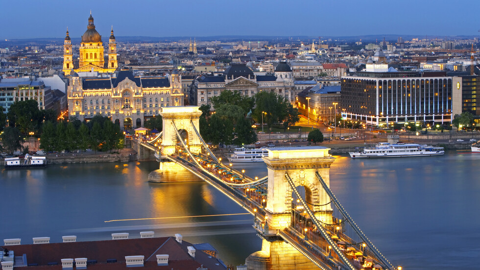 هنغاريا تجدد دعوتها لروسيا وأوكرانيا لإجراء مفاوضات في بودابست