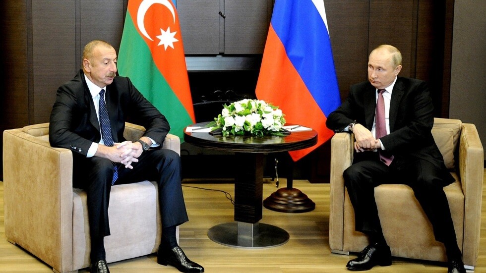 الرئاسة الأذربيجانية تكشف فحوى محادثة هاتفية بين بوتين وعلييف