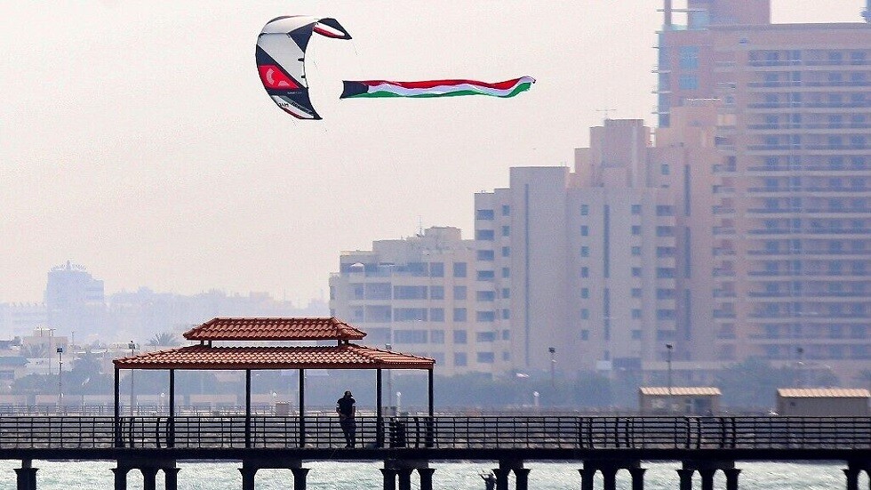 الكويت.. الاستئناف يبقي على حكم السجن 10 سنوات للمدان بـ"سرقة رمال الكويت"