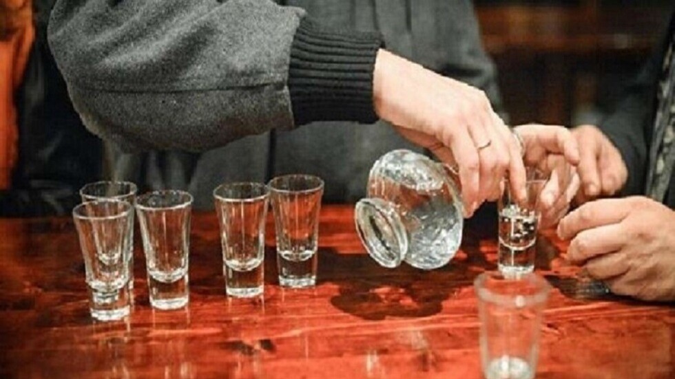 متاجر الخمور في ولاية فرجينيا الأمريكية تتوقف عن بيع الفودكا الروسية