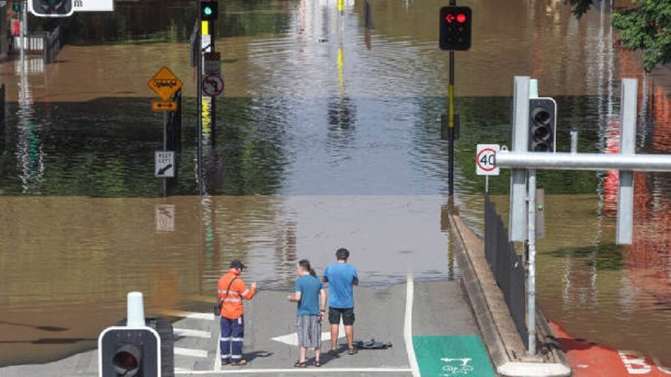 أستراليا.. 8 قتلى وإخلاء عشرات آلاف المنازل بسبب الفيضانات