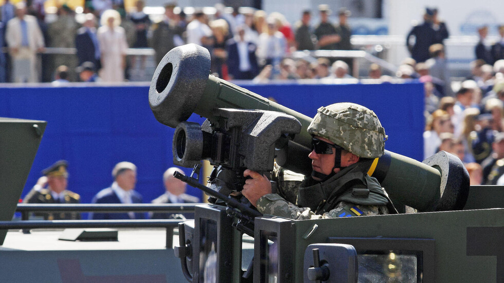 ترامب: أنا من زود أوكرانيا بالصواريخ المضادة للدبابات