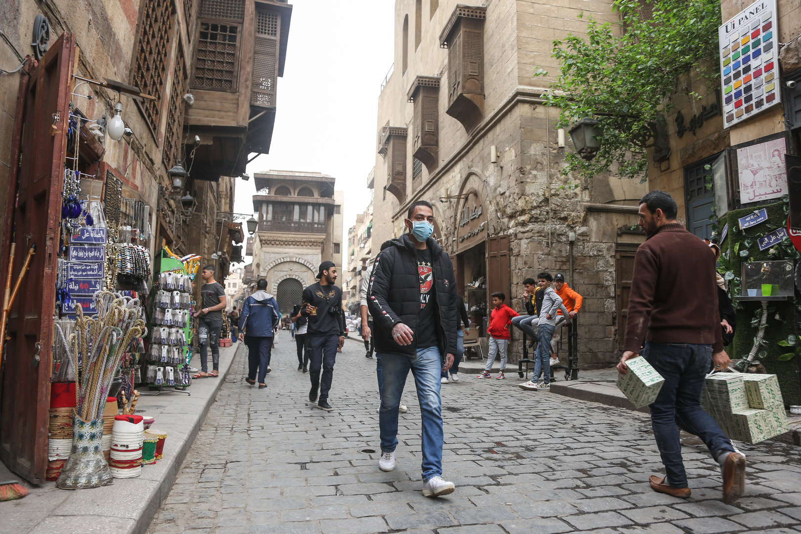 مصر تسجل أعلى حصيلة إصابات يومية بكورونا منذ بدء الجائحة