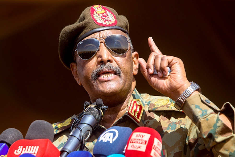 رئيس مجلس السيادة السوداني: أمانة السلطة لا تسلم إلا عبر الانتخابات أو التوافق السياسي