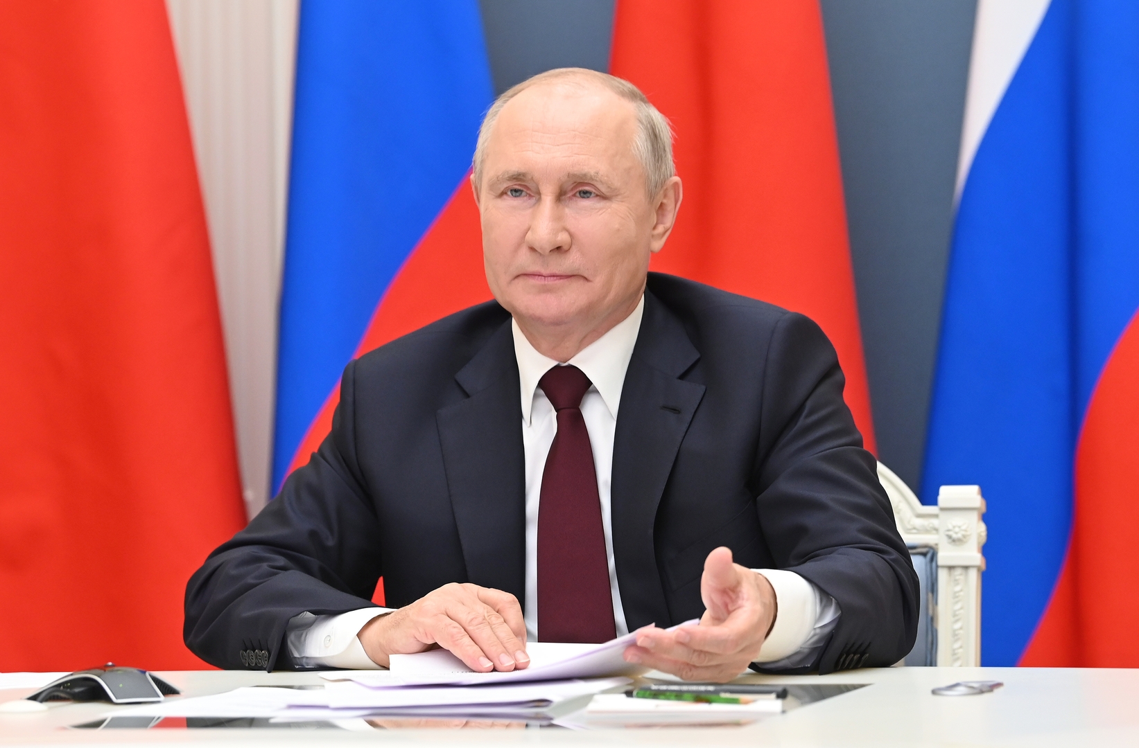 بوتين: روسيا والصين تلعبان دورا هاما في استقرار العالم