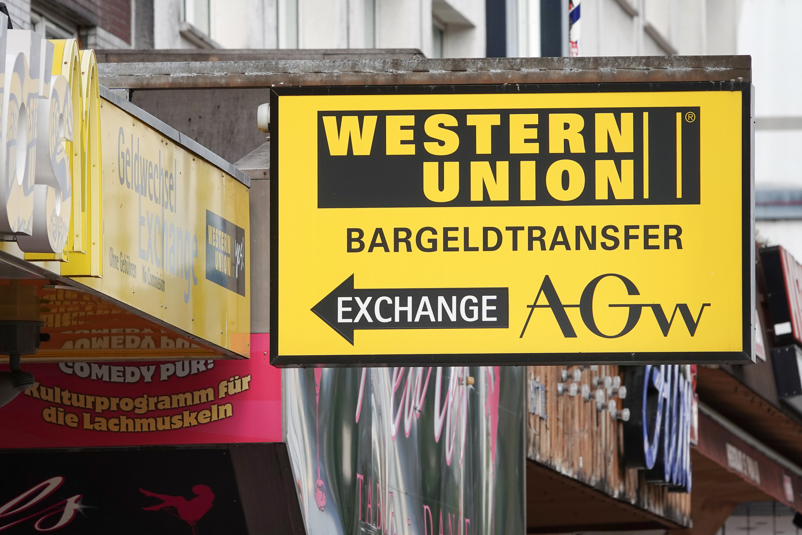 Western Union توقف تحويل الأموال داخل روسيا