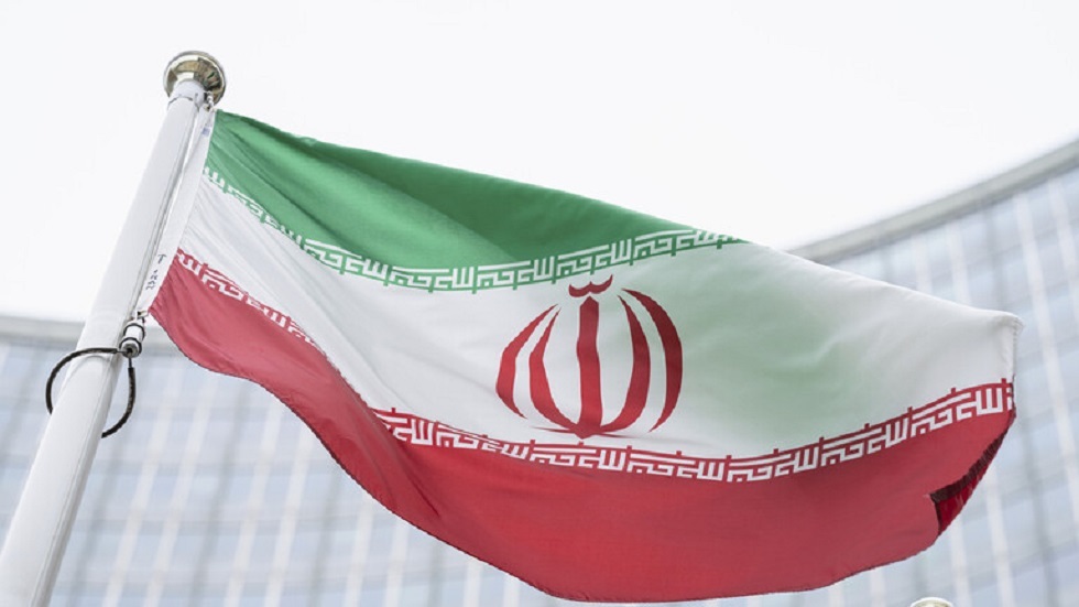 مسؤول إيراني: وفد إماراتي في طهران قريبا