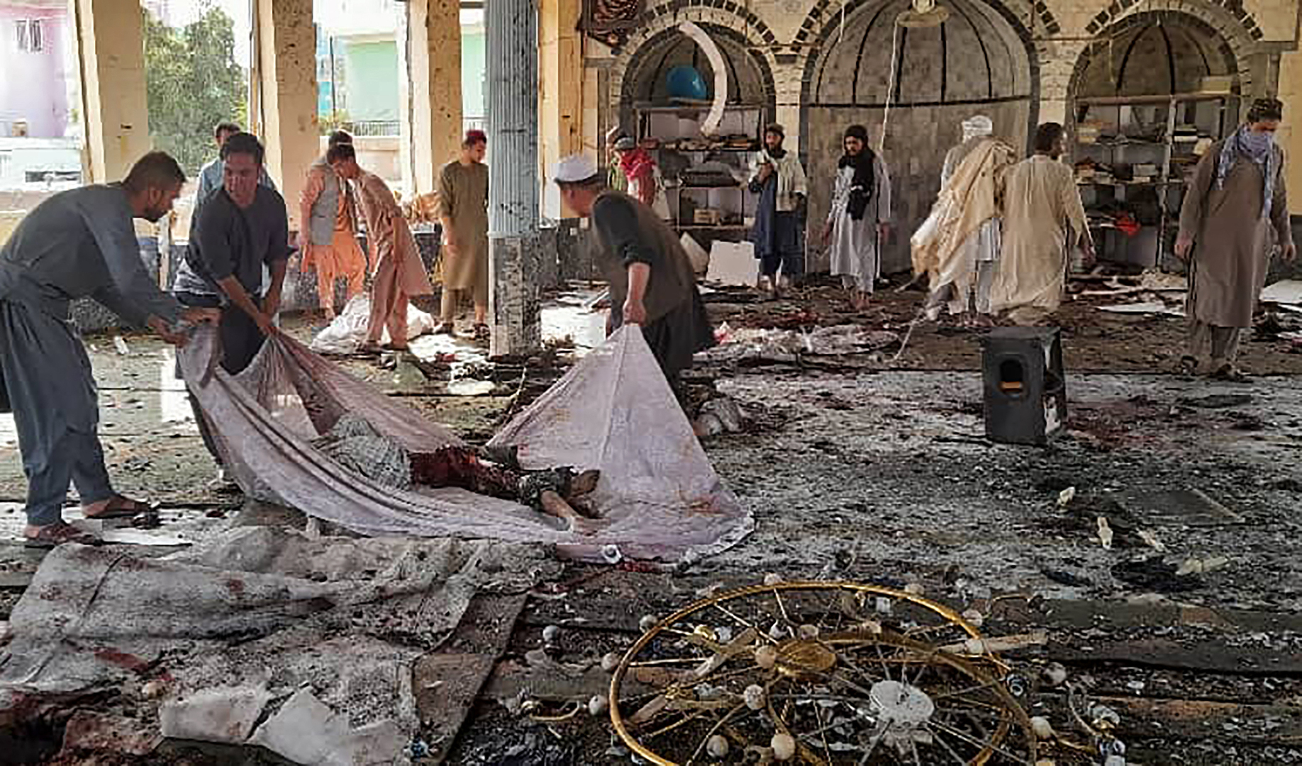 انفجار بمسجد في مدينة قلعه نو الأفغانية